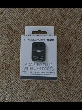 TravelSmart by Conair White USB Adapter Plug with USB-A and USB-C